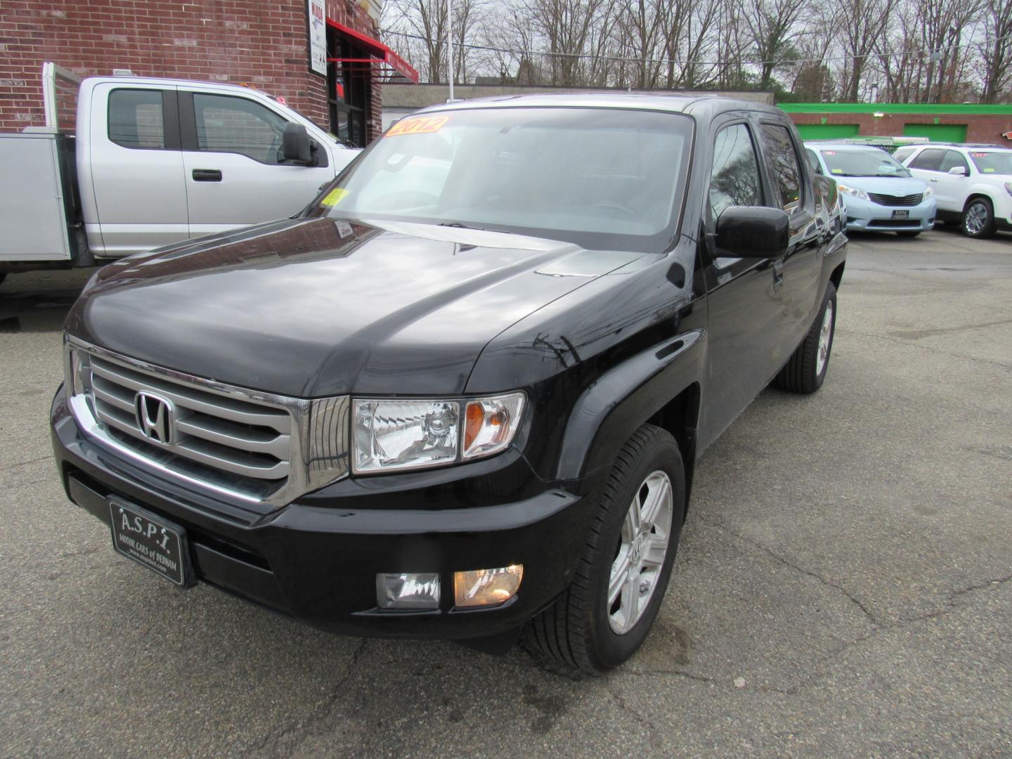 2012 BLACK /Gray Honda Ridgeline RTL (5FPYK1F56CB) , Automatic transmission, located at 215 Milton St, Dedham, MA, 02026, (781) 329-5144, 42.241905, -71.157295 - This nice Ridgeline is in excellent condition. Runs like new. All ASPI Motor Cars vehicles are fully serviced before they are delivered to assure the highest quality used vehicles. Comes with a 3/3 warranty included in the price. call for details. Prices on all vehicles do not include $299.95 Doc - Photo#6